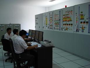 湖南九鼎集團(tuán)與我院攜手合作，共推獸藥研發(fā)新篇章